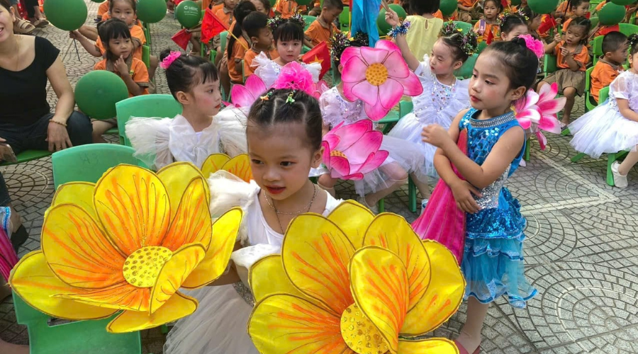 ảnh ngày tựu trường